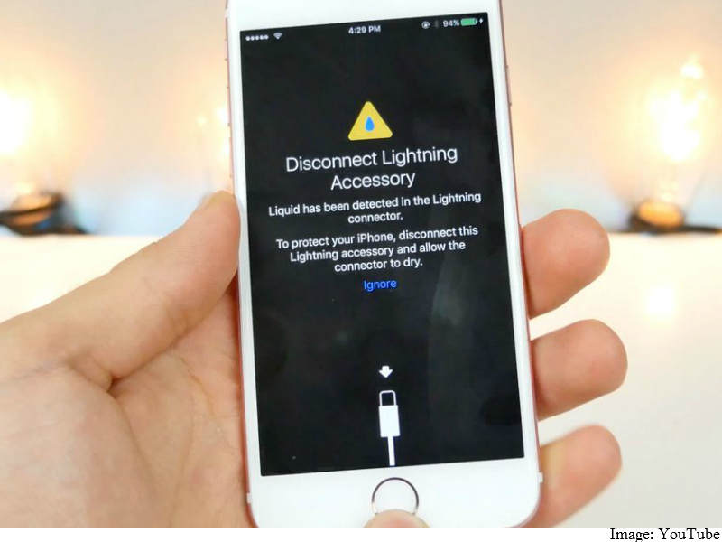 iOS 10 to Warn Users About Moisture in iPhone Lightning Port